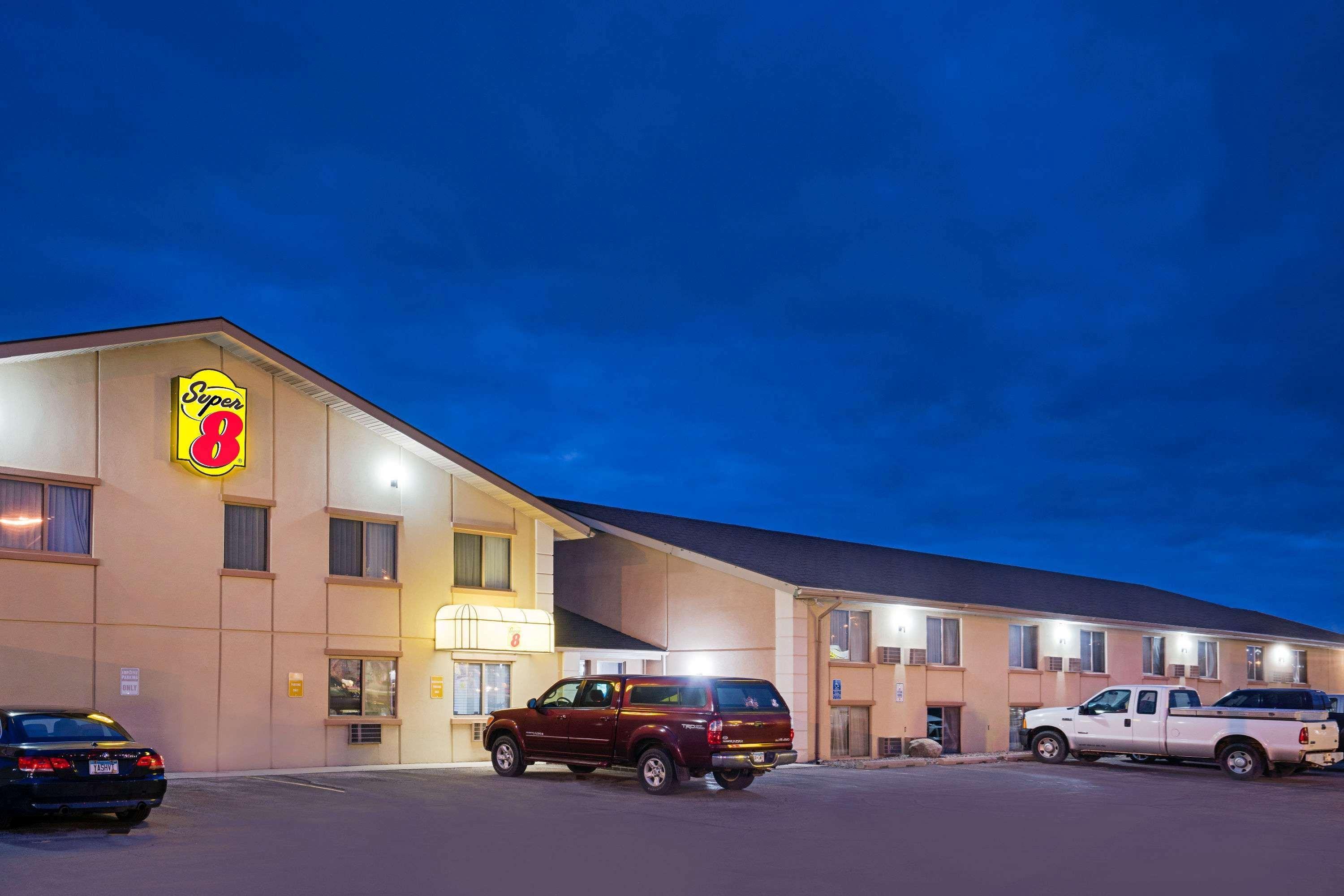 Super 8 By Wyndham Marshall Mn Eksteriør bilde